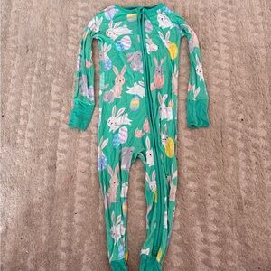 Little Sleepies Green Bunny Rabbit Easter Print Kids Onesie 2T